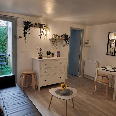אביניון Studio/2 Pieces, Terrasse מראה חיצוני תמונה