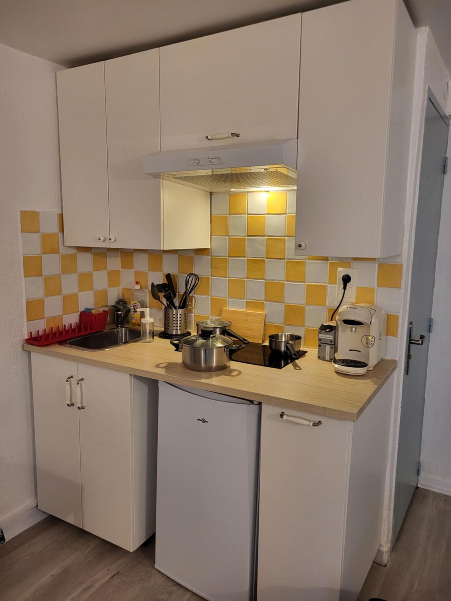 אביניון Studio/2 Pieces, Terrasse מראה חיצוני תמונה